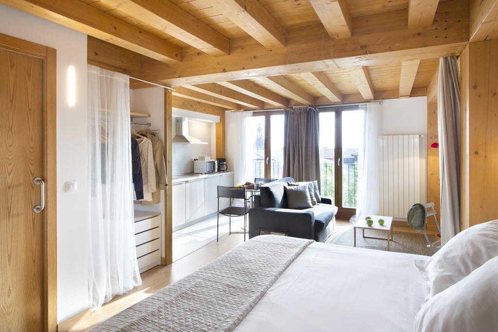 La Casa De Santa Maria Estudios Vitoria-Gasteiz Eksteriør billede